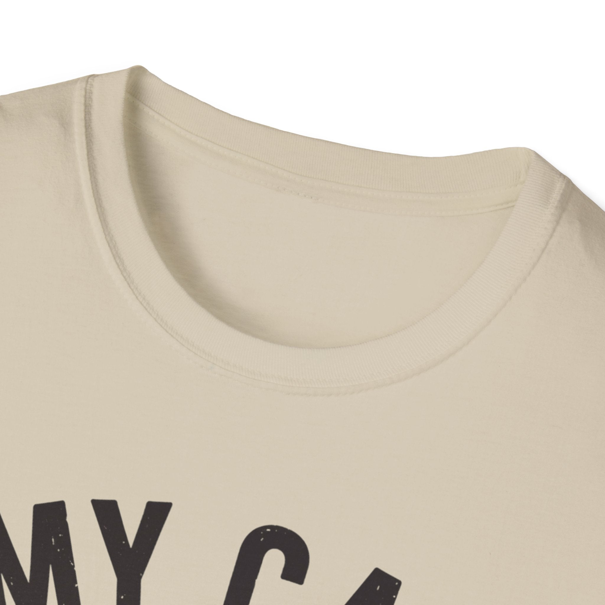 My Cat Judges My Book Choices T-Shirt